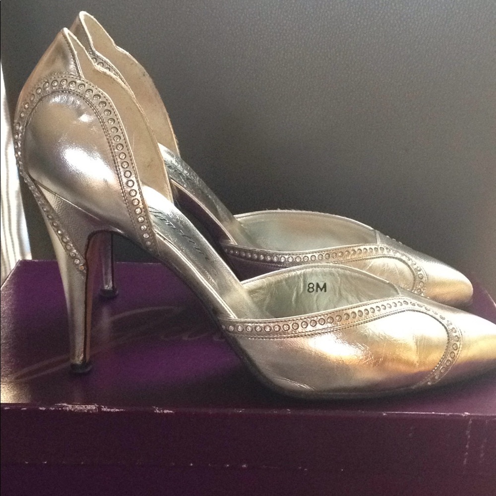 Vintage Garolini Silver Metallic Crystal Pumps Sz8